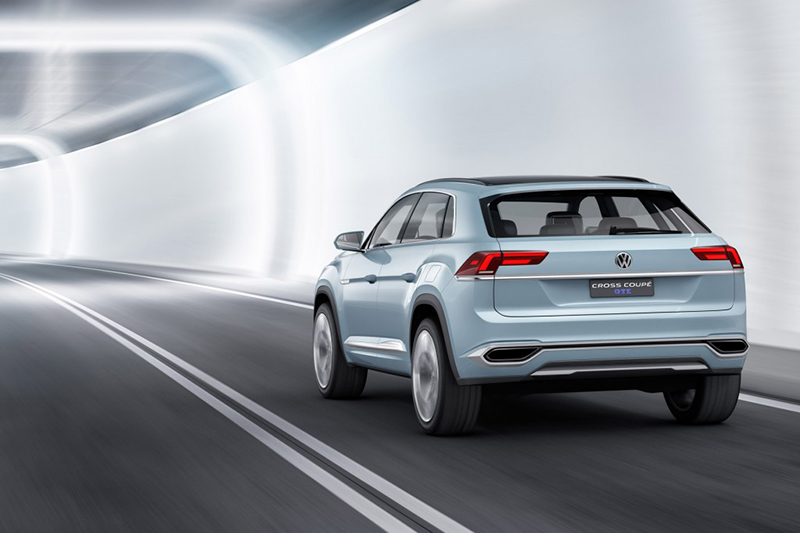 volkswagen-cross-coupe-gte-concept-2015-detroit-auto-show_100496397_l