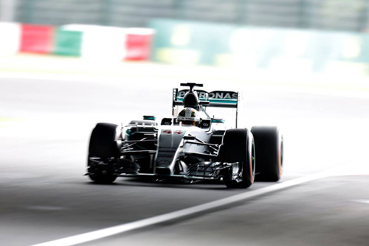 mercedes_petronas_f1_japan3