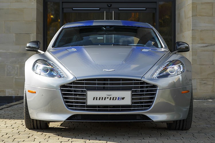 Aston Martin планирует начать продажи электромобиля в 2018 году