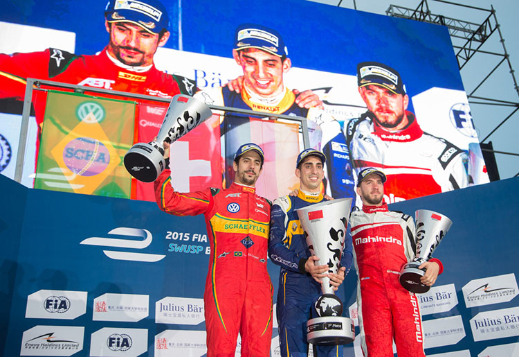 FIA Formula E Championship 2015/16. Beijing ePrix, Beijing, China. Race Sebastien Buemi, RENAULT E.DAMS, Lucas Di Grassi, ABT SCHAEFFLER AUDI SPORT and Nick Heidfeld, MAHINDRA RACING FORMULA E TEAM  on the podium Beijing, China, Asia. Saturday 24 October 2015 Photo:  / LAT / FE ref: Digital Image _L1_4457