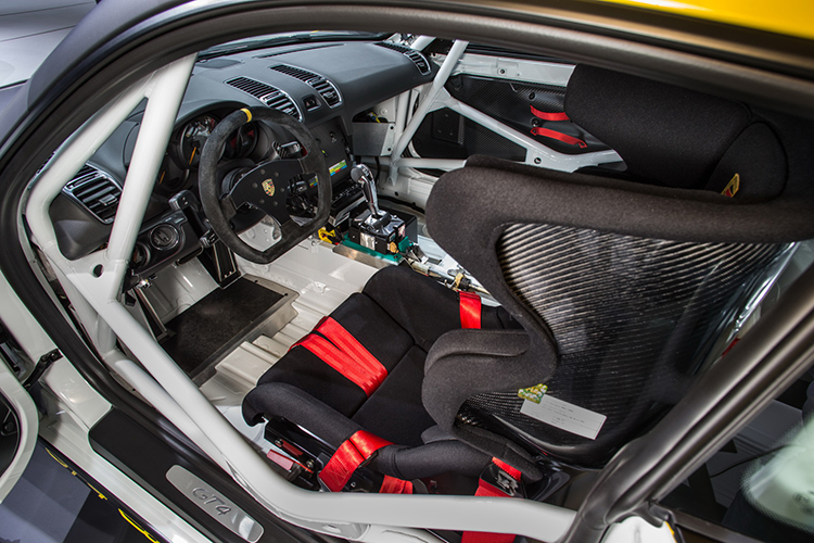 porsche_cayman_gt4_clubsport_4
