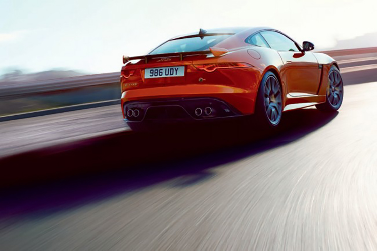 Jaguar_F-Type_SVR_3