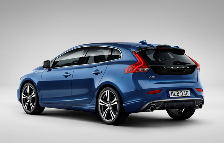 2016-volvo-v40-facelift-geneva-6