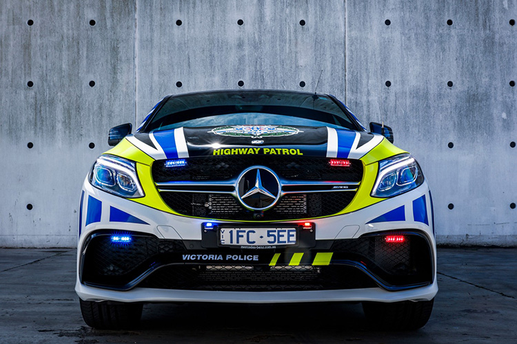 2016-mercedes-amg-gle-63-s-coupe-politie-australia-1