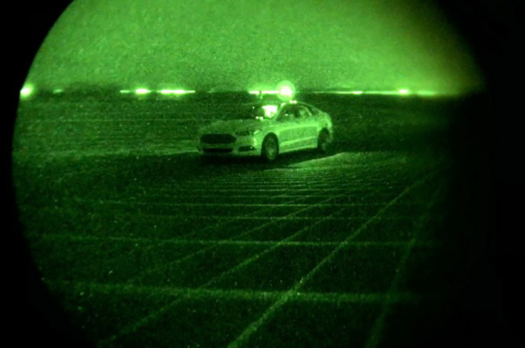 Ford_Fusion_1460369082467