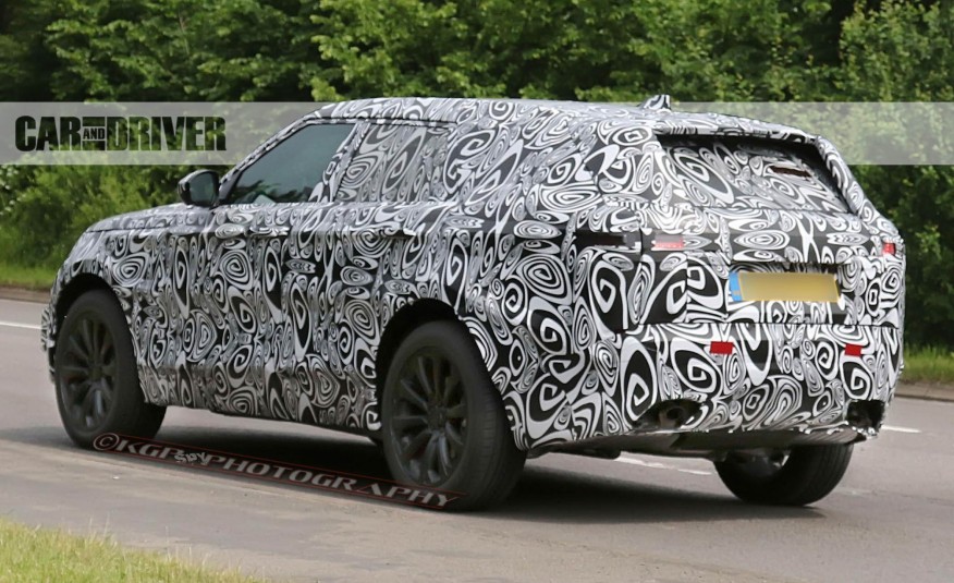 Land-Rover-10-06-2016-3