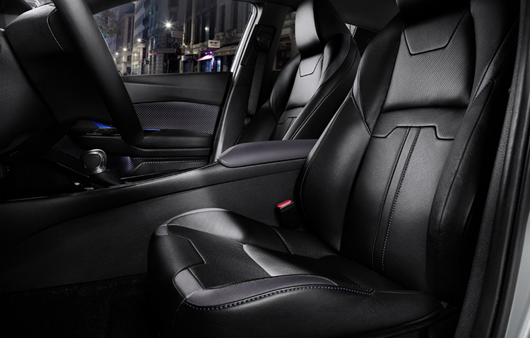 interior-toyota-c-hr-6