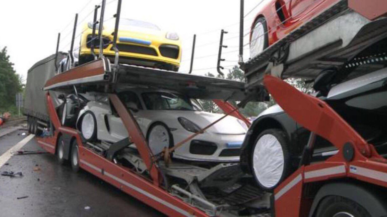 porsche-crash-07-06-2016-2