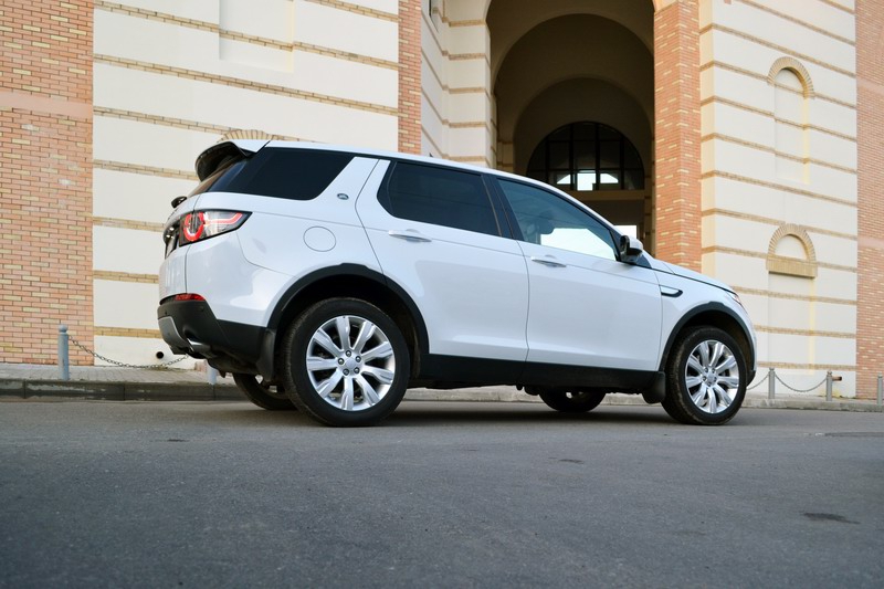 lr-discovery-sport-test-08-2016-11