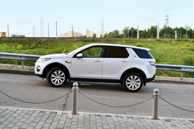 lr-discovery-sport-test-08-2016-18