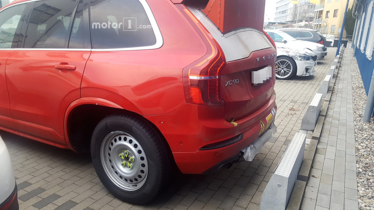 volvo-xc-90-30-01-2017 (3)