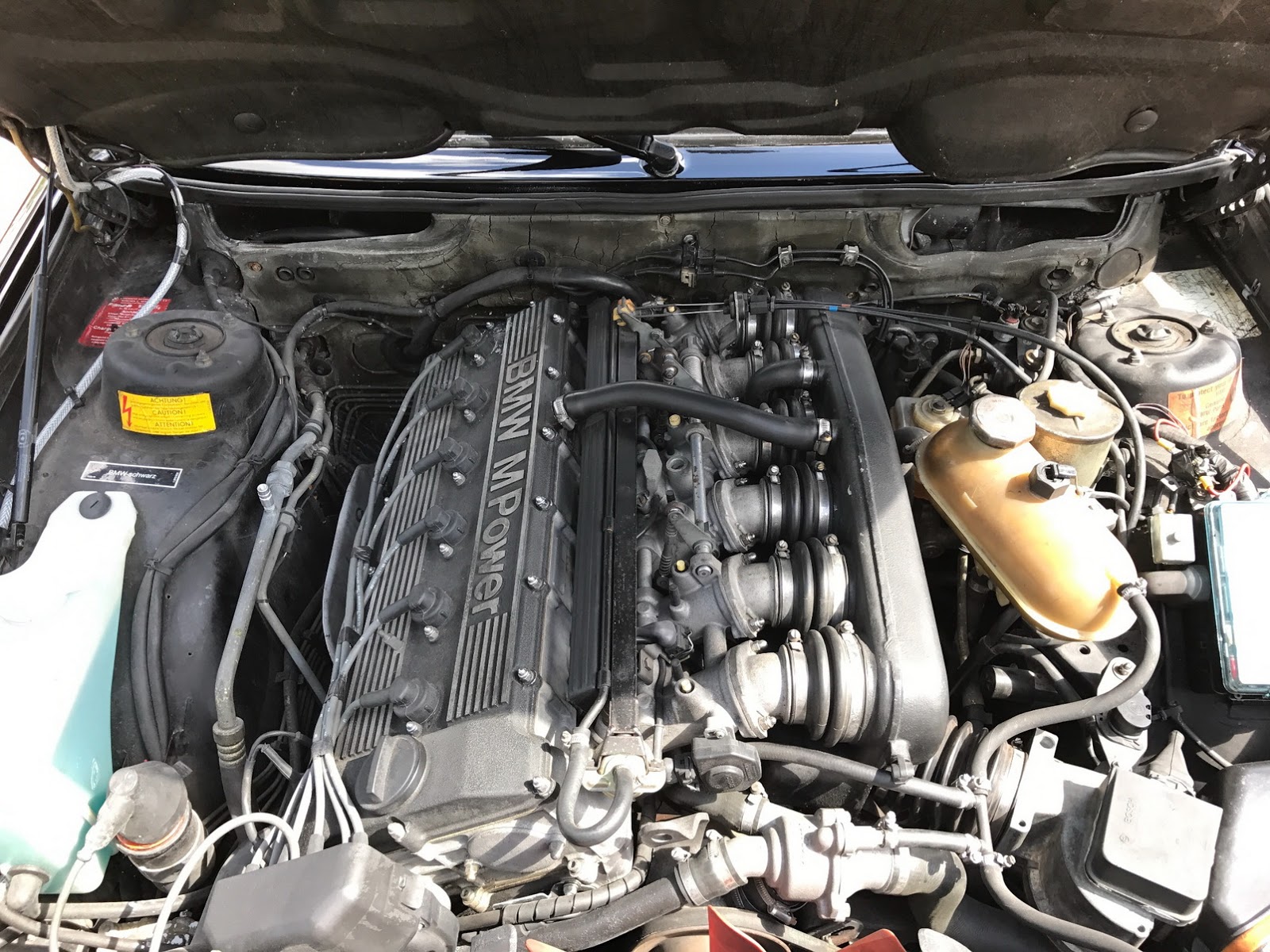 bmw-m5-88-auction-50