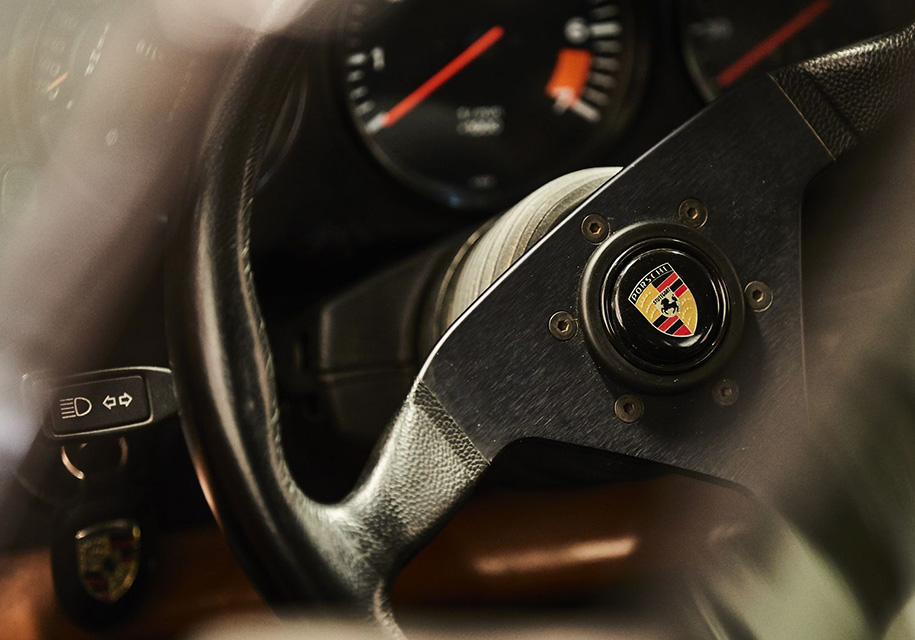 Porsche 911 Turbo (930)