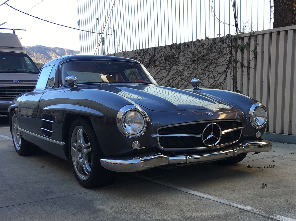 mercedes-benz-300-sl-gullwing-replica-1