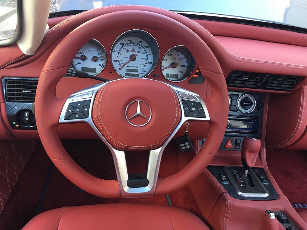 mercedes-benz-300-sl-gullwing-replica-8