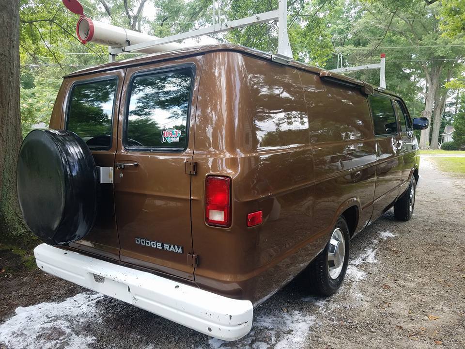 Dodge-Van-FBI-4 (1)