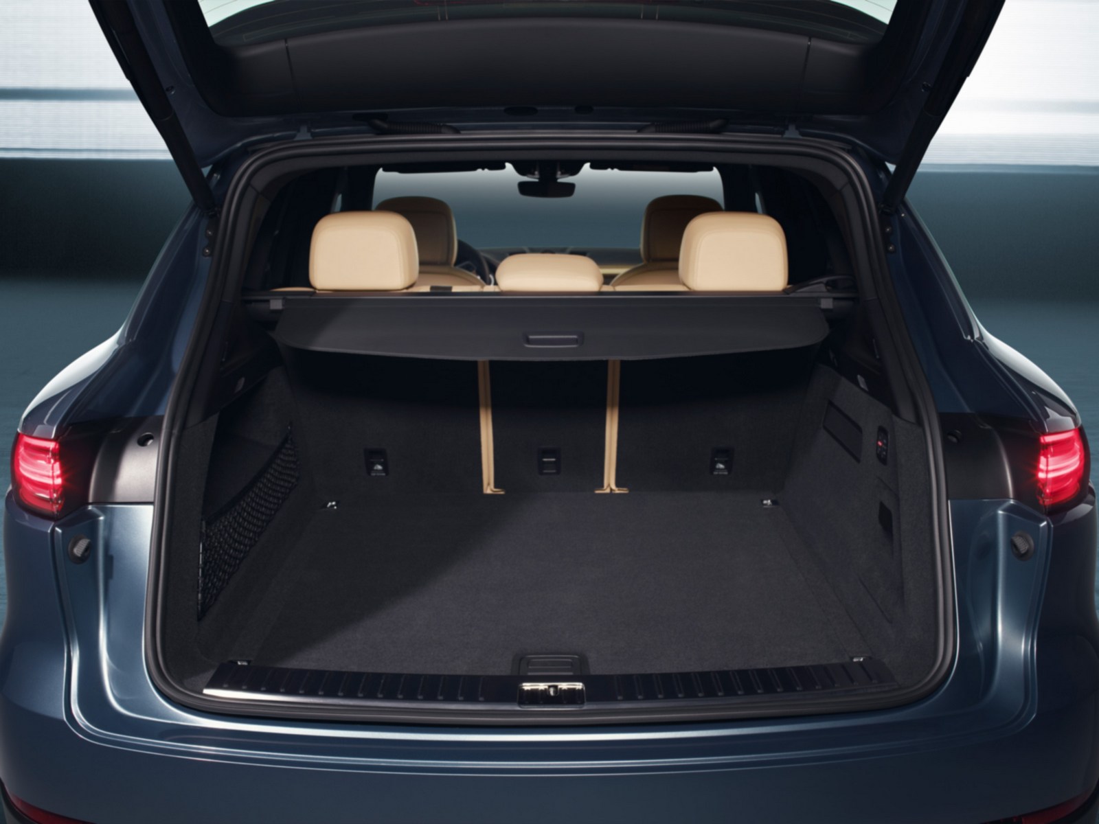 Porsche-Cayenne-14