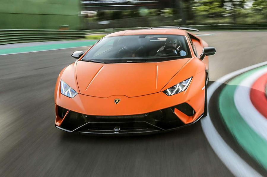 Новый Lamborghini Huracan станет гибридом